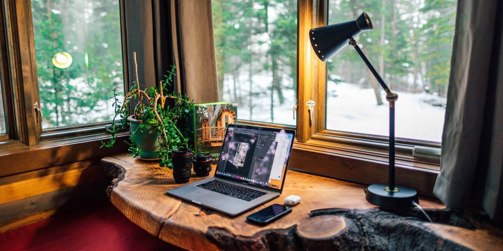 5 Ways To Spruce Up Your Work From Home Station
